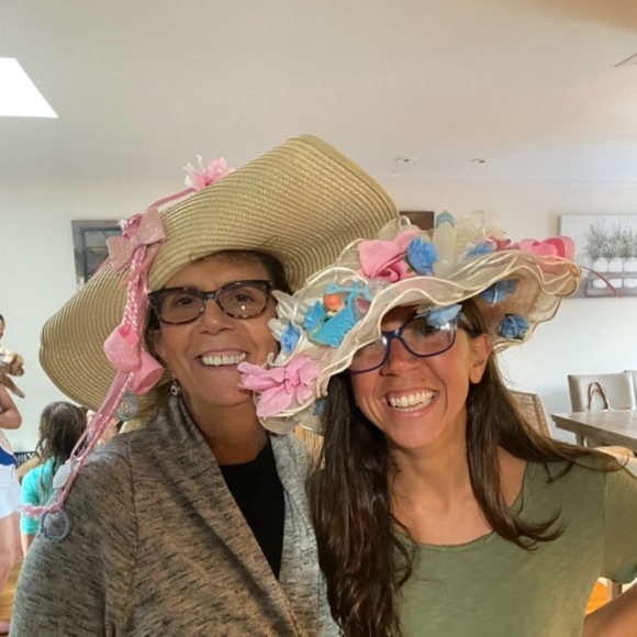 The cutest boy or girl BABY SHOWER HAT VINTAGE💓💙 everyone will want to borrow - Picture 2 of 10